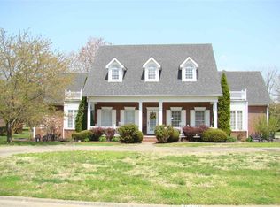 6429 Stinespring Dr, Paducah, KY 42001