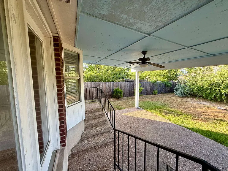 6106 Skahan Ln — Photo 25