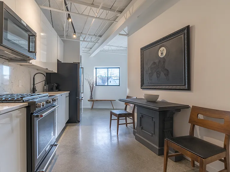21 Green St #3A — Photo 1