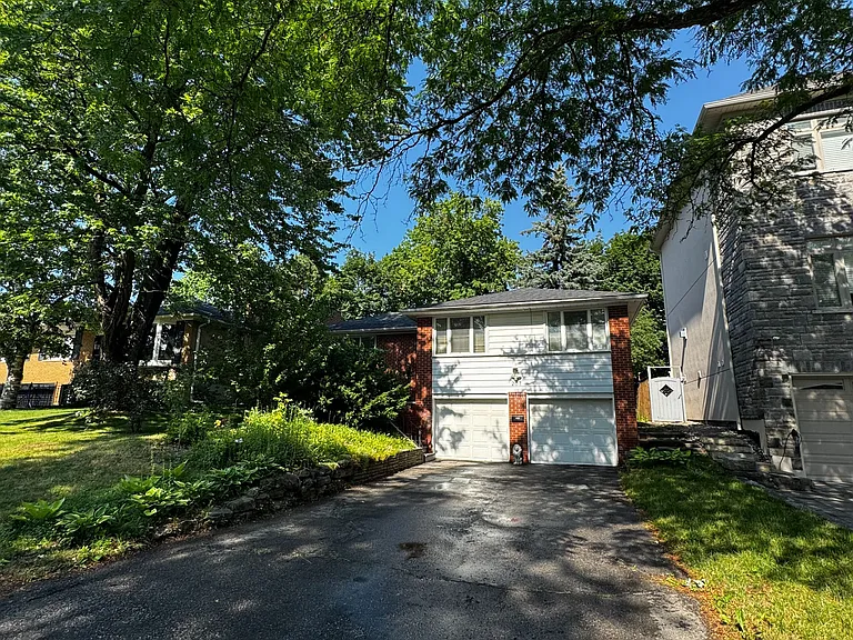 267 Iredale Rd — Photo 1
