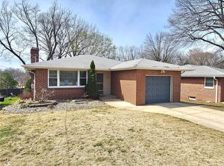 2306 Hale Dr, Alton, IL 62002