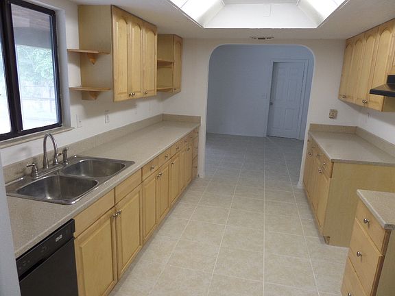5th image of 1327 Alcazar St SE