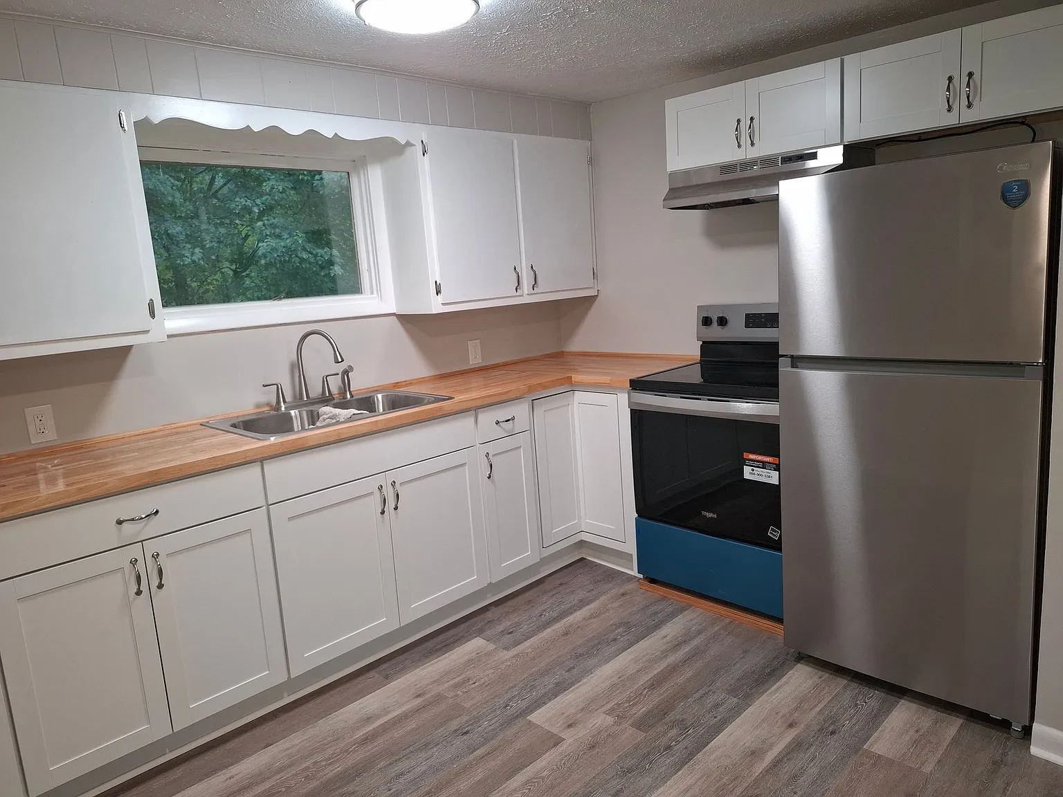 2 Bed 1 Bath apartment — Photo 3