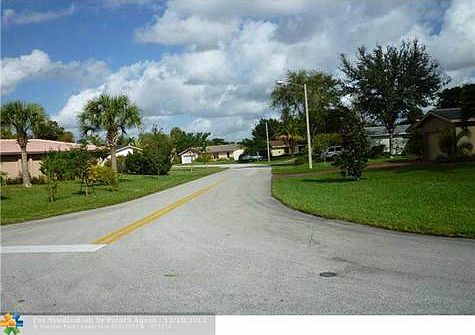 3rd image of 7930 NW 37th Dr