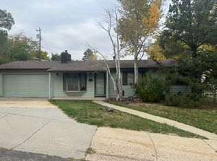 2200 Summit Dr, Casper, WY 82604