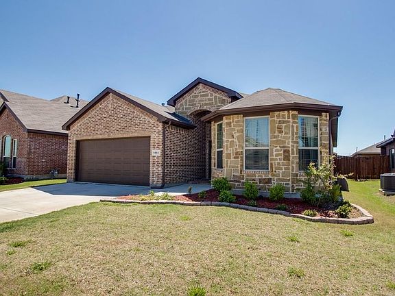 3rd image of 5804 Glenwood Dr