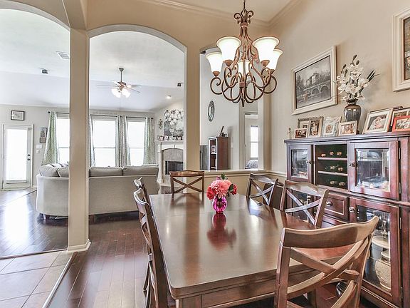 5th image of 2106 Windgate Ct