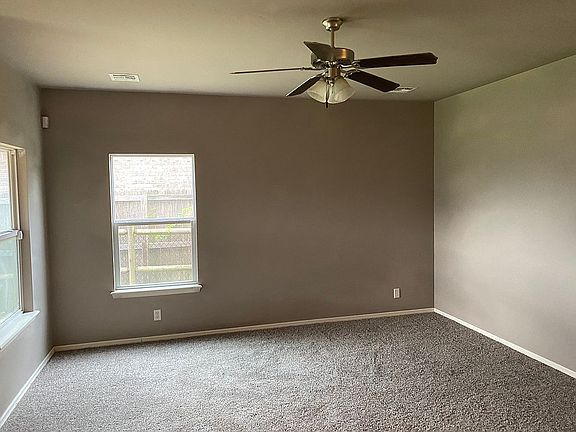 3rd image of 15300 E 109th Pl N