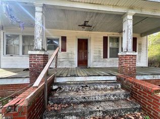 921 Freeman Mill Rd, Suffolk, VA 23438