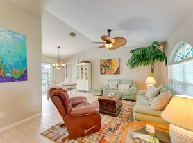 1439 Mohawk Rd, Venice, FL