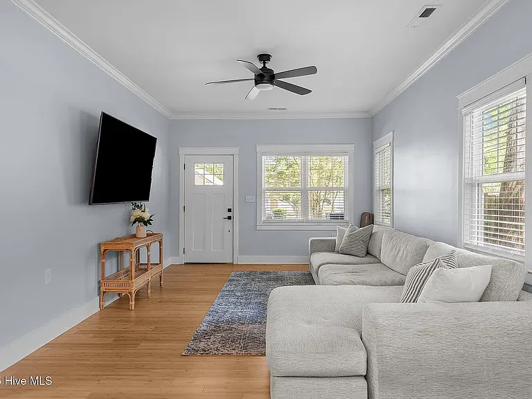 1508 Orange St — Photo 15