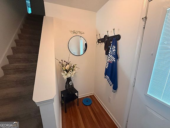 4th image of 6869 Lockley Ct