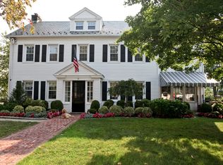 44 Puritan Dr, Port Chester, NY 10573
