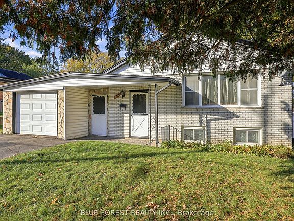 3rd image of 105 Chesterfield Ave