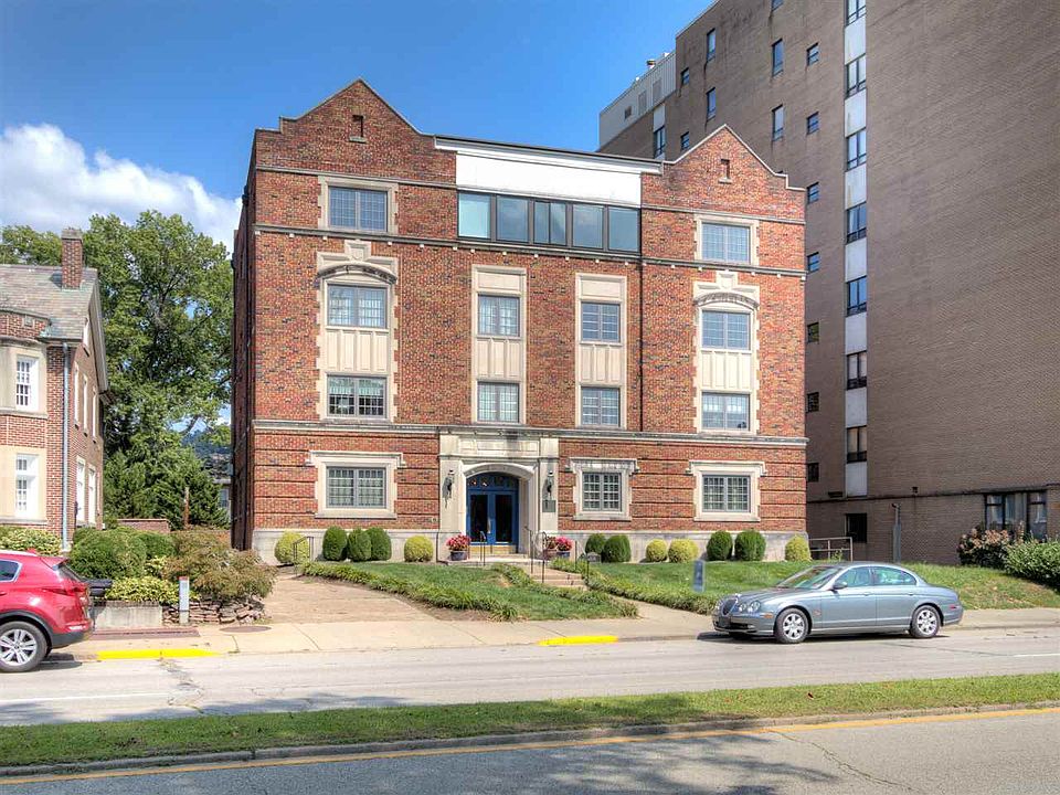 1st image of 1570 Kanawha Blvd E APT 202