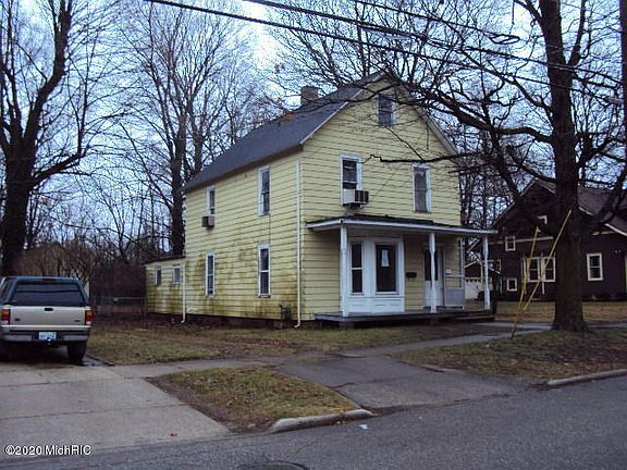 2nd image of 327 S Saint Joseph Ave
