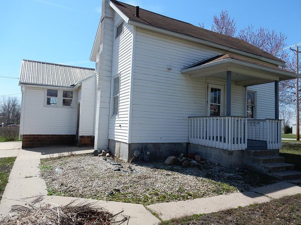 705 Franklin St, Ackley, IA 50601 Zillow