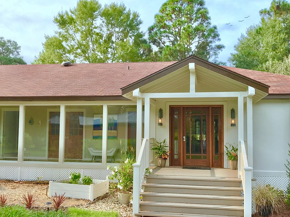 Front portico entrance
