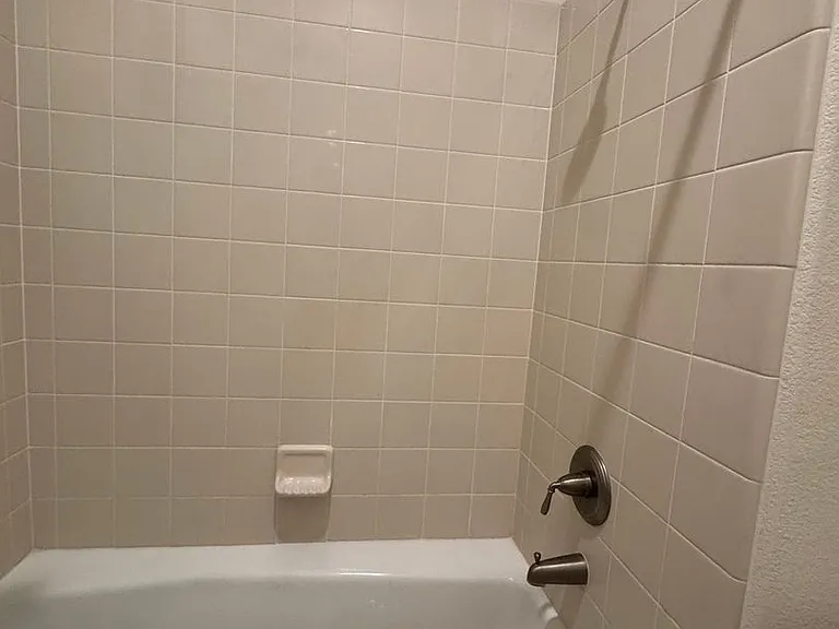 3111 Esmerelda Dr — Photo 33