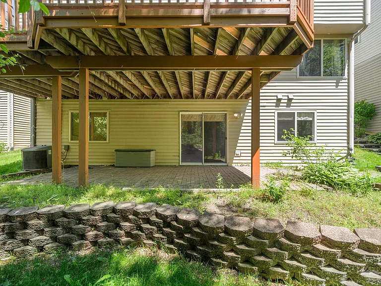 1696 Reserve Ct — Photo 40
