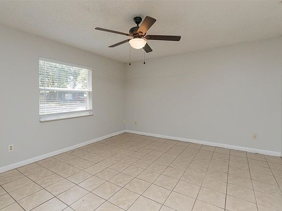 5th image of 311 E Palmetto Ave