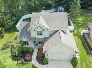 5940 Parent Dr, Brighton, MI 48116