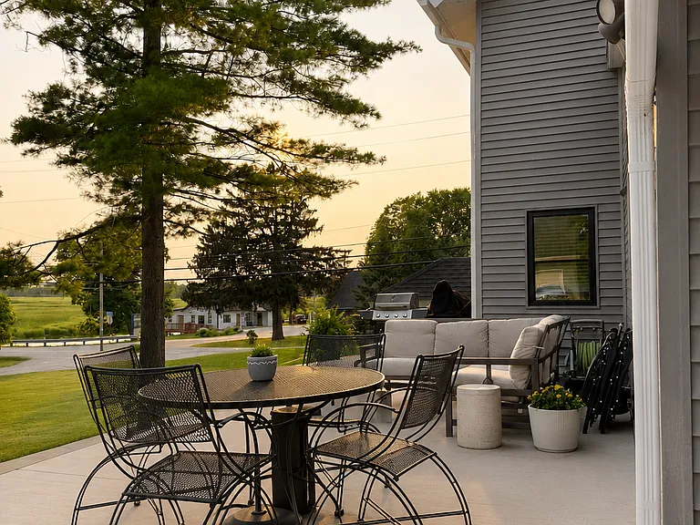 S92W23055 Milwaukee Ave — Photo 16