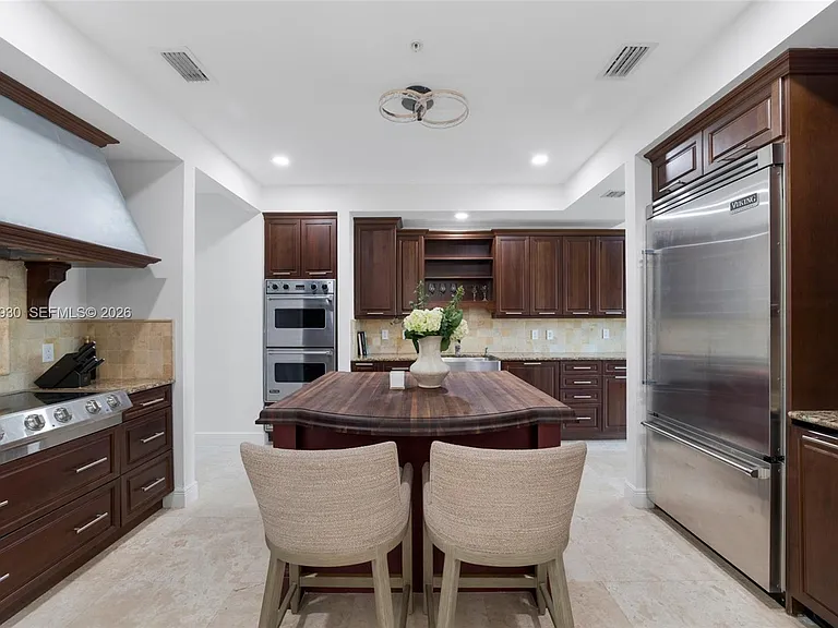 6226 Paradise Point Dr — Photo 47
