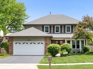 453 Stonewood Cir, Carol Stream, IL 60188
