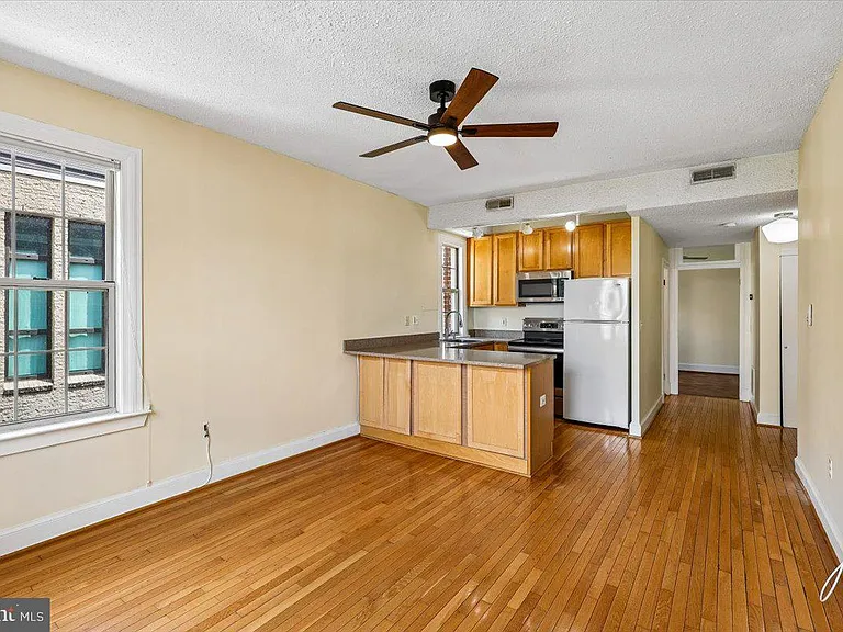 1401 Columbia Rd NW #410 — Photo 13