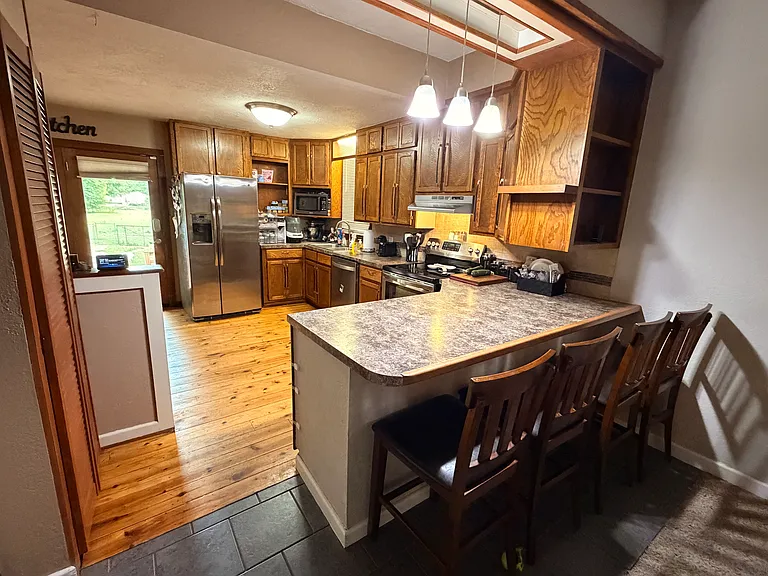 1032 N Saint Paul St — Photo 3