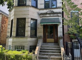 2435 W Thomas St #3F, Chicago, IL 60622