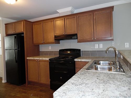 3rd image of 15149 Savanah Ave