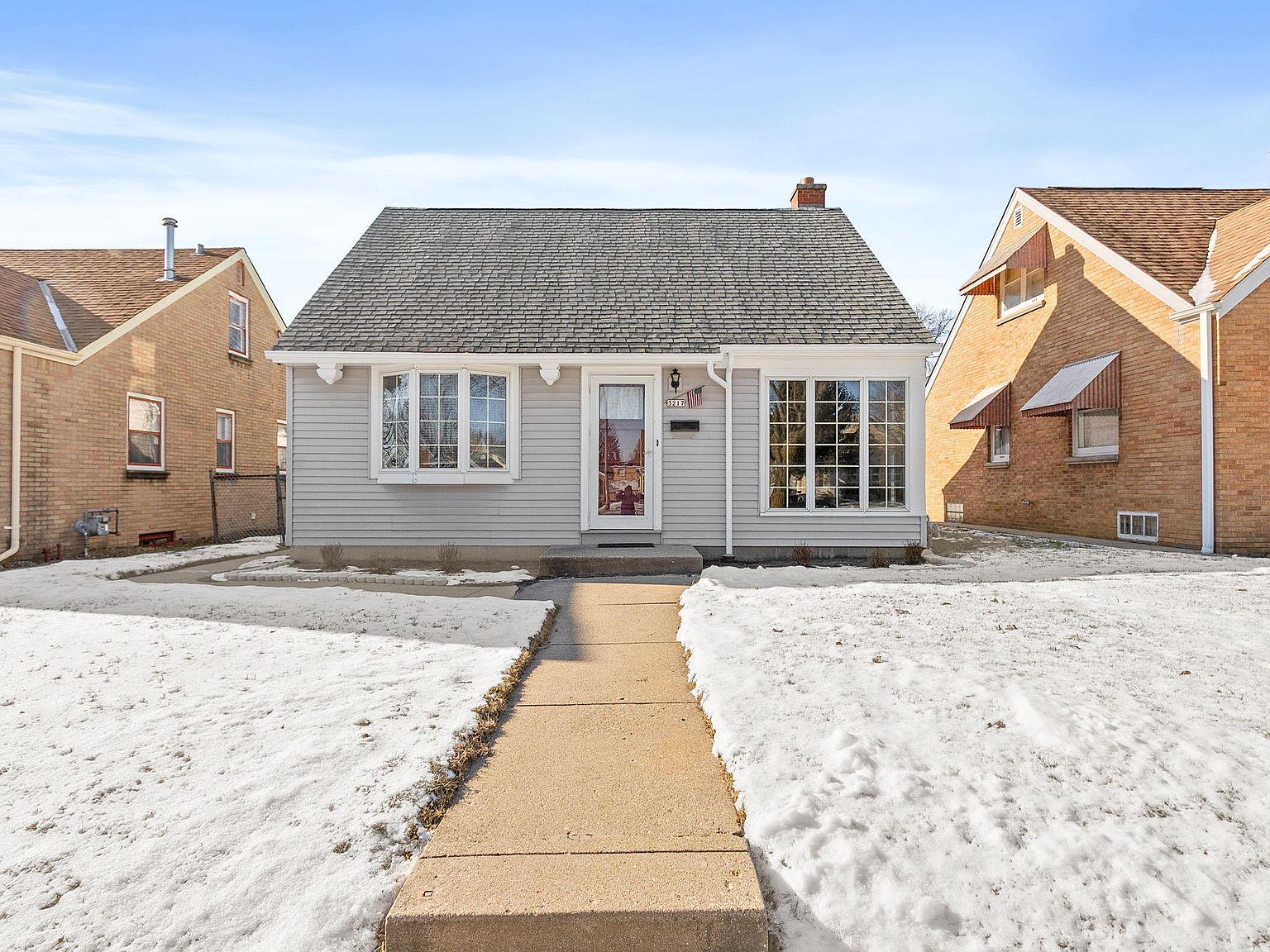 3217 W Lakefield Dr, Milwaukee, WI 53215 Zillow