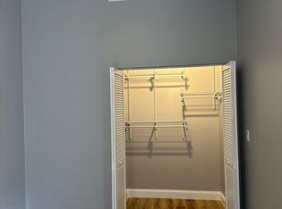 1551 N Orleans St APT 2E, Chicago, IL 60610