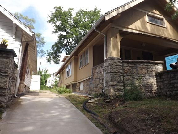2nd image of 4138 Benton Blvd