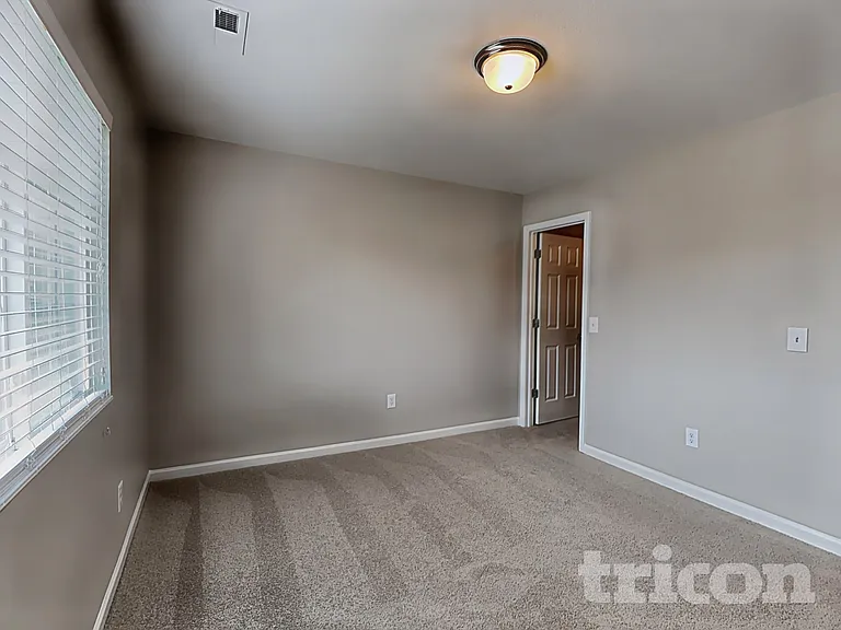 4065 Banbridge Dr — Photo 12