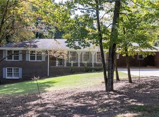 4934 Dogwood Hills Dr, Buford, GA 30518