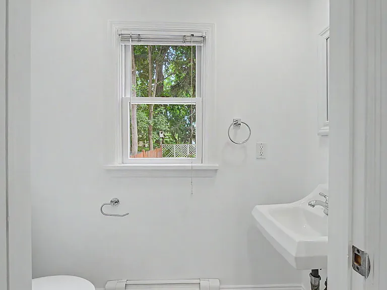 15 Chestnut St — Photo 9