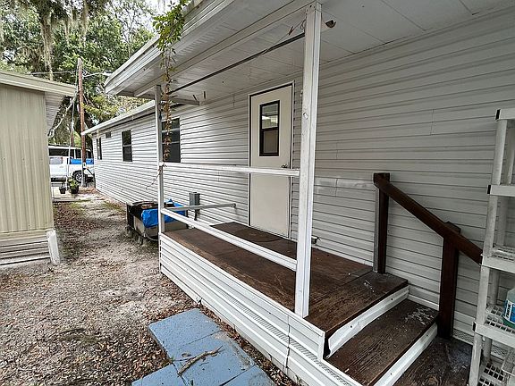 4th image of 3800 Bruce Blvd #61