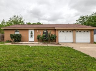 1602 Homemaker Hills Dr, Arlington, TX 76010