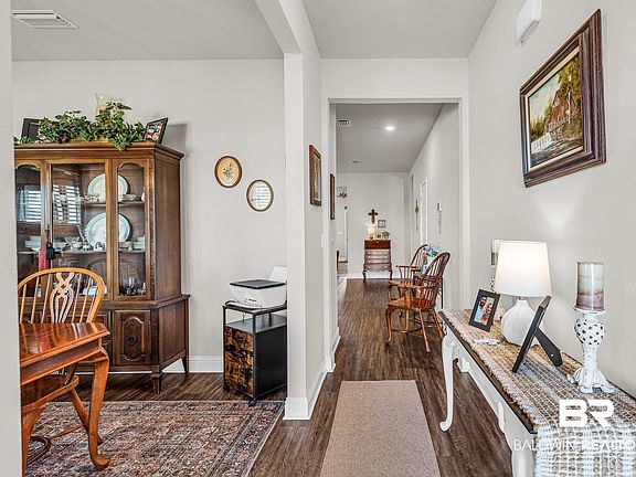 3rd image of 9577 Volterra Ave