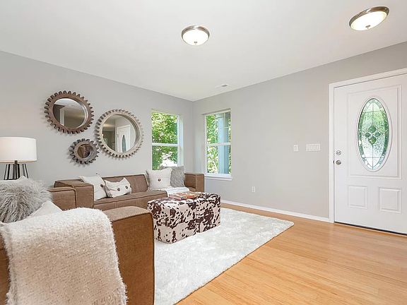 4th image of 7029 Carmichael Ave SE