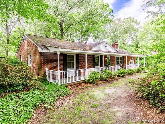 3rd image of 103 Heatherwood Ln