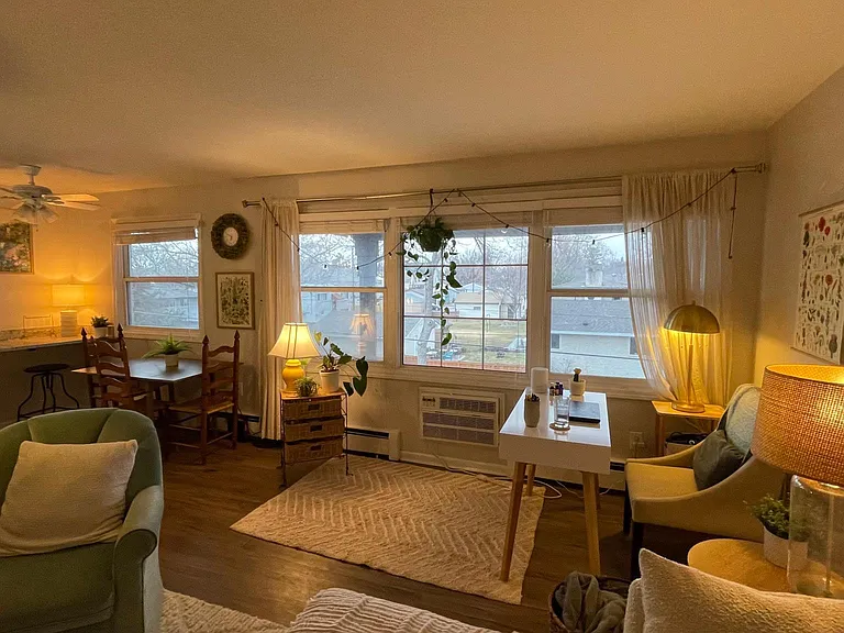 714 Spring St NE #10 — Photo 33