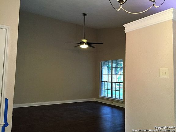 4th image of 5112 Meadow Cv