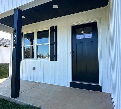 2nd image of 4532 Colonial Hwy