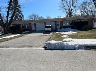 240 N Locust St, Green Bay, WI 54303