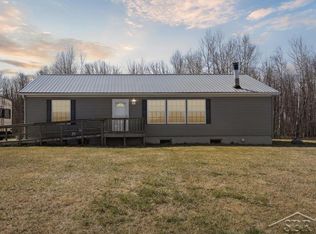 2868 N Flajole Rd, Rhodes, MI 48652