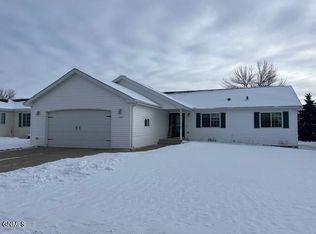 705 17th St NW, Jamestown, ND 58401